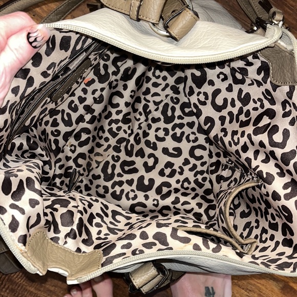 Jessica Simpson purse - Picture 3 of 4